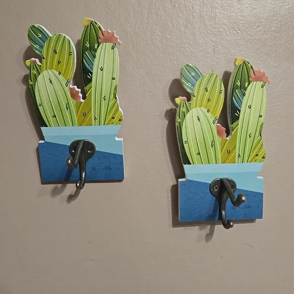 Cute Cactus plaques - Picture 1 of 3